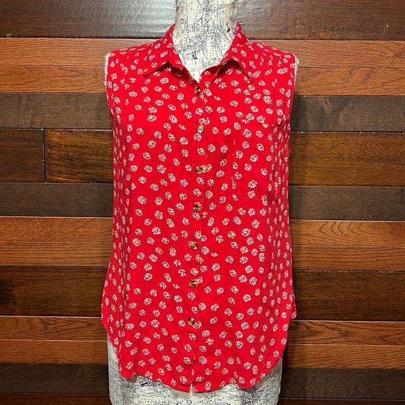 No Boundaries Tops - No Boundaries Collared V Neck Sleeveless Red Floral Button Down Blouse